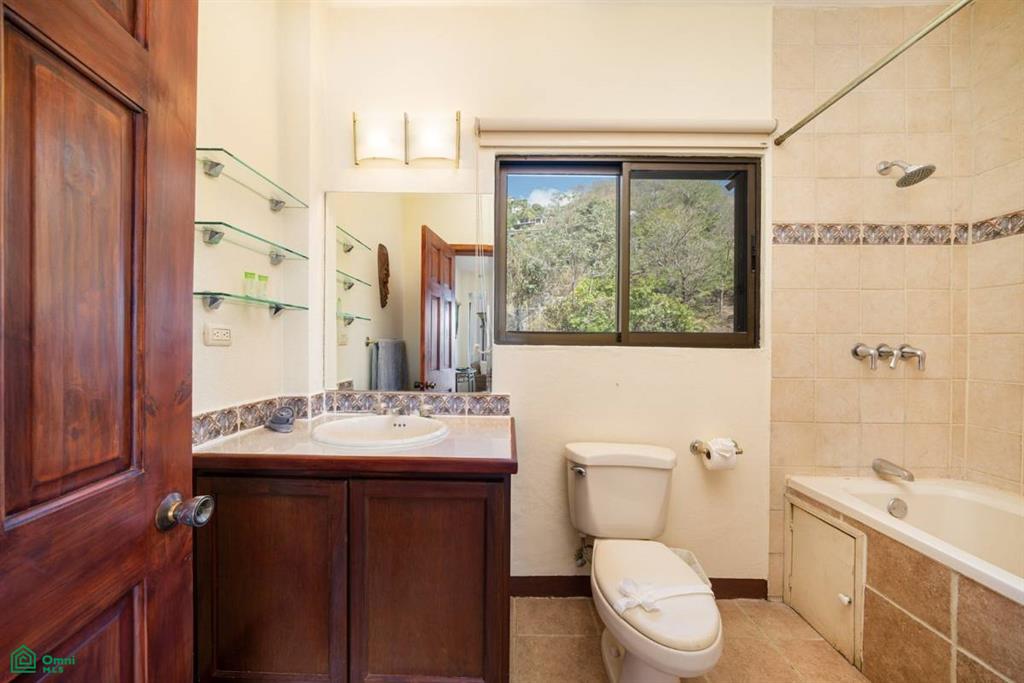 Divine Retreats Penthouse 4 - Vida De La Paz , Playa Prieta, Guanacaste