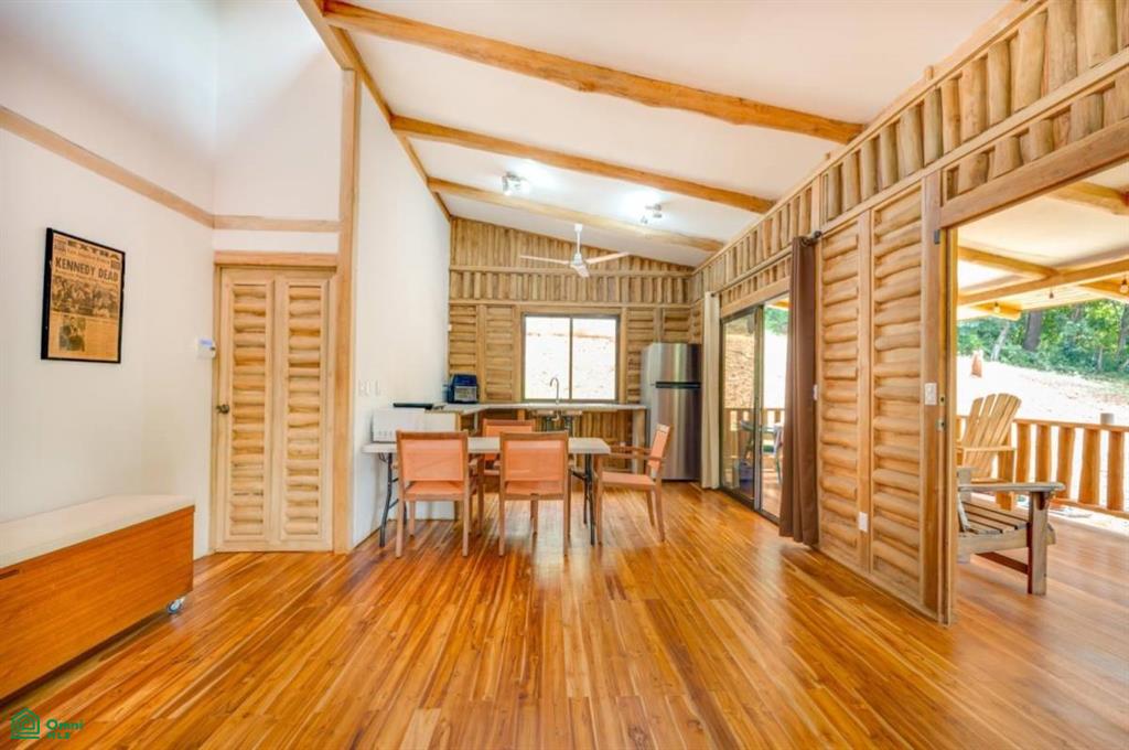 Casa de Madera & Casa Hobbit, Villareal, Black Stallion , Tamarindo, Guanacaste