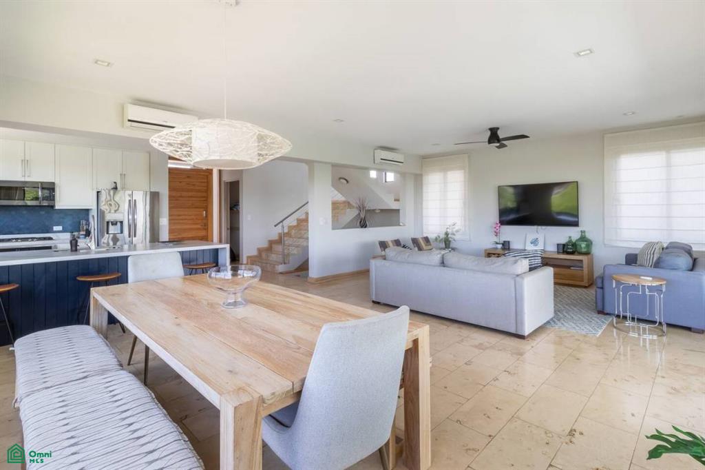 Enclave #49 , Tamarindo, Guanacaste