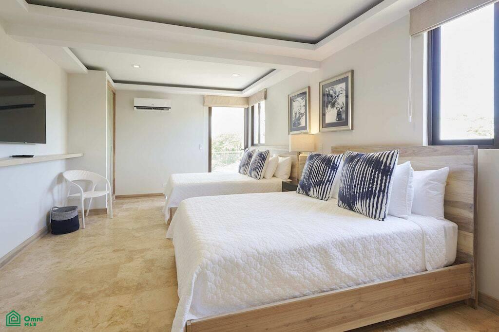 Enclave #49 , Tamarindo, Guanacaste