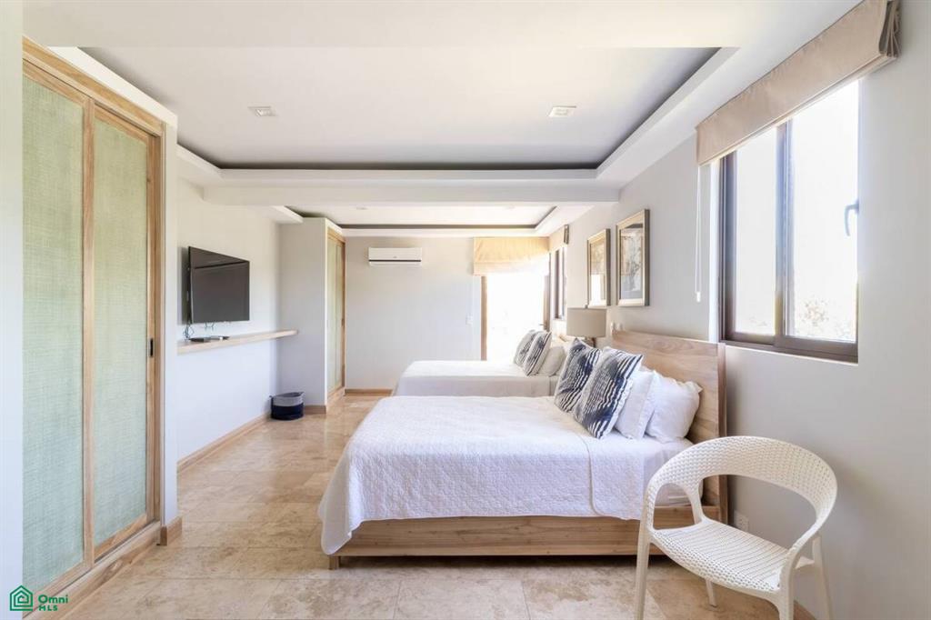Enclave #49 , Tamarindo, Guanacaste