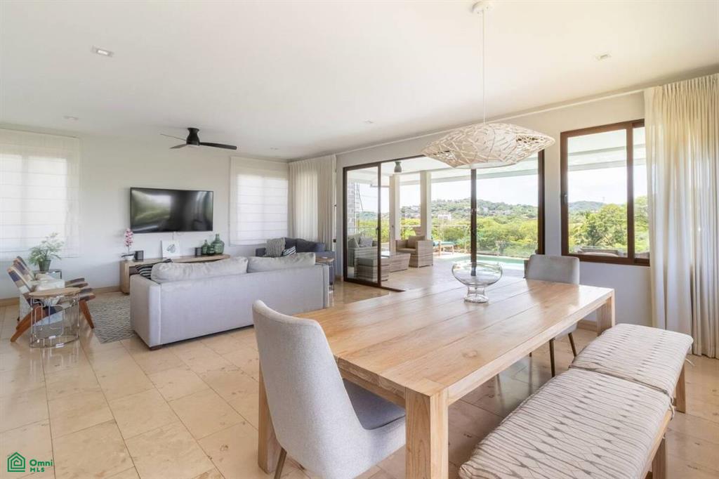 Enclave #49 , Tamarindo, Guanacaste