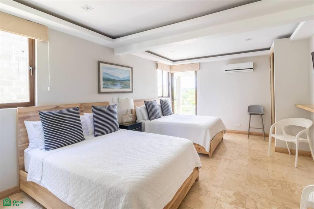 Enclave #49 , Tamarindo, Guanacaste