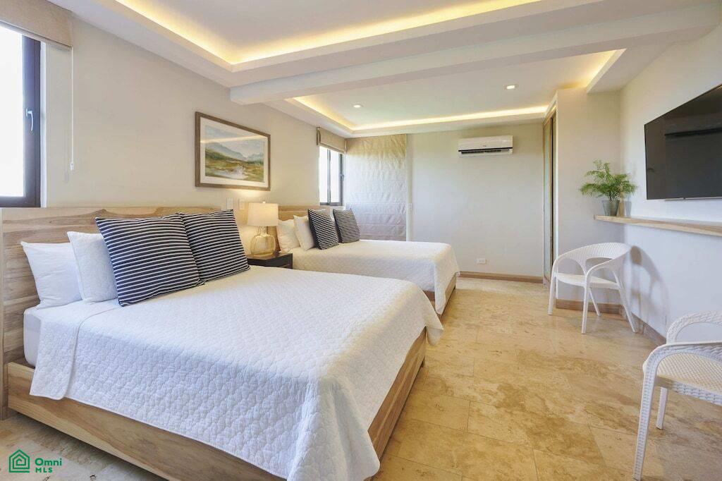 Enclave #49 , Tamarindo, Guanacaste