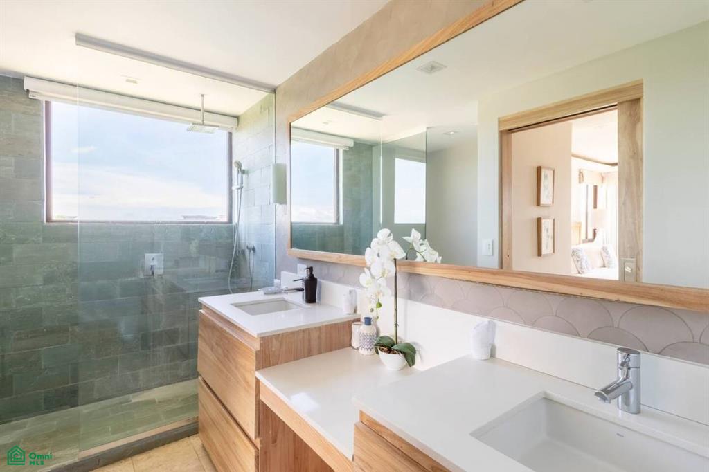 Enclave #49 , Tamarindo, Guanacaste