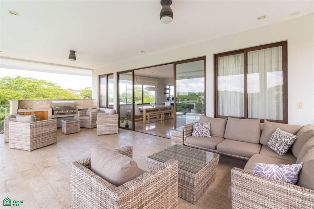 Enclave #49 , Tamarindo, Guanacaste