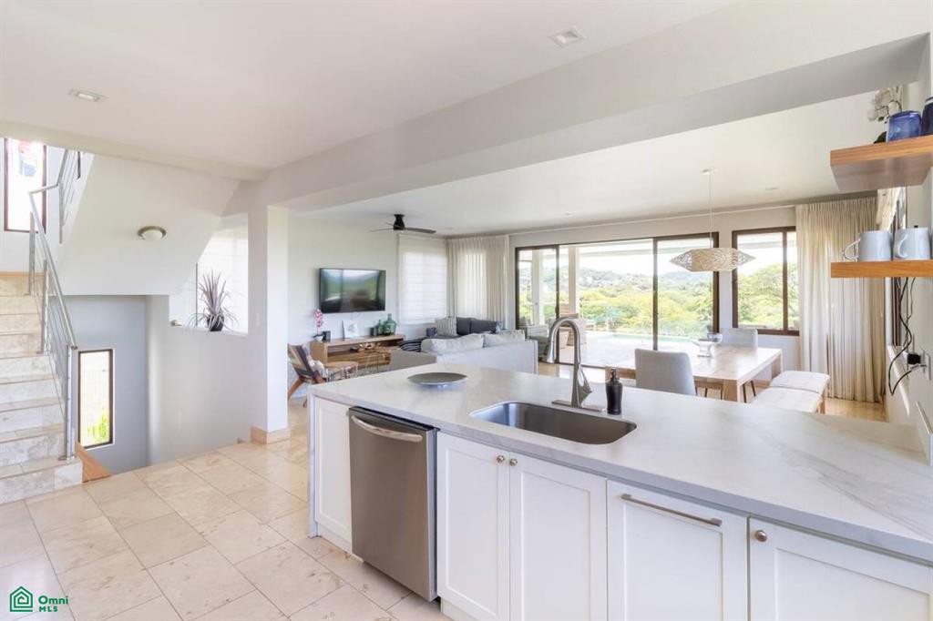 Enclave #49 , Tamarindo, Guanacaste