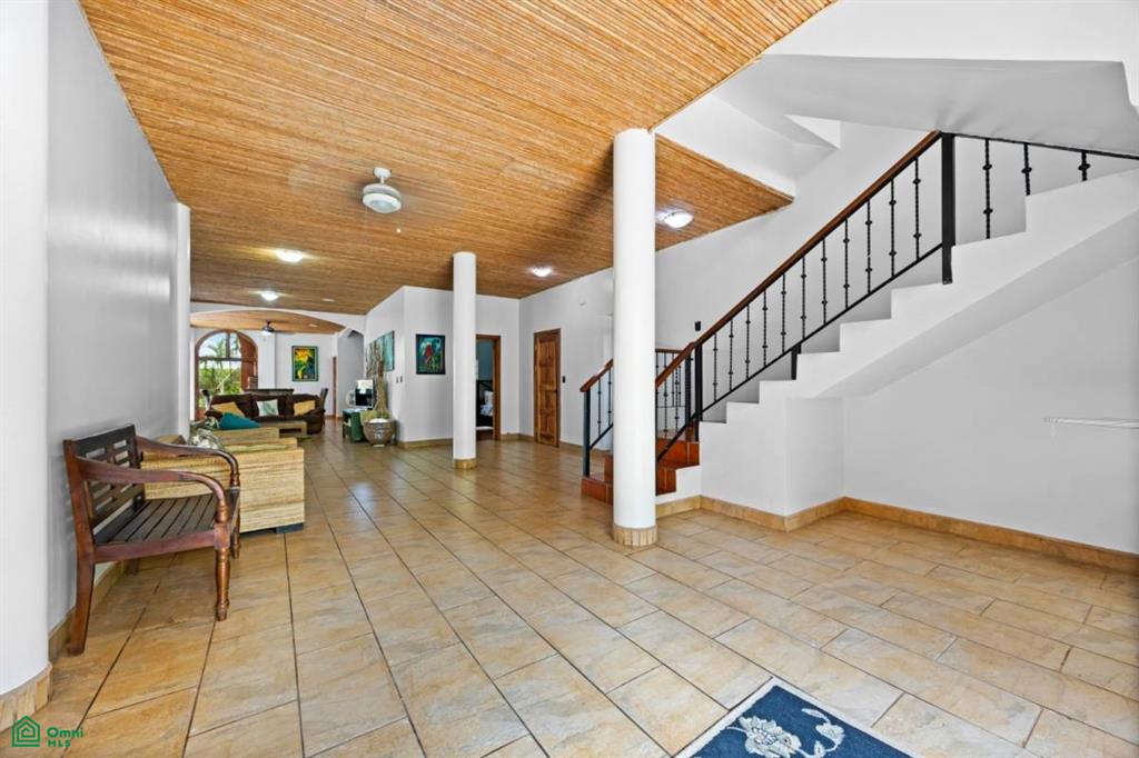 Casa de Sueños: Titled Beachfront Estate in Playa Potrero , Playa Potrero, Guanacaste