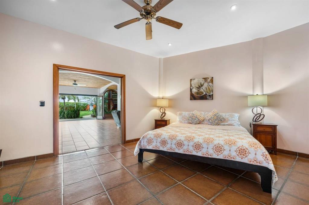 Casa de Sueños: Titled Beachfront Estate in Playa Potrero , Playa Potrero, Guanacaste