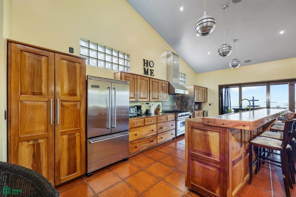 Casa de Sueños: Titled Beachfront Estate in Playa Potrero , Playa Potrero, Guanacaste