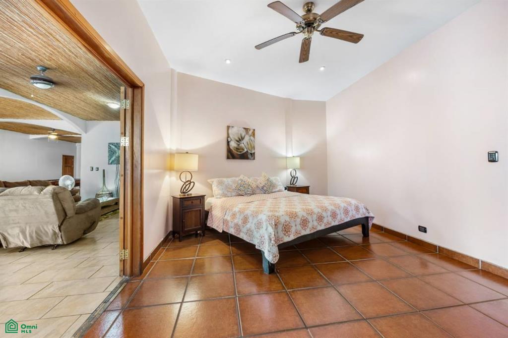 Casa de Sueños: Titled Beachfront Estate in Playa Potrero , Playa Potrero, Guanacaste