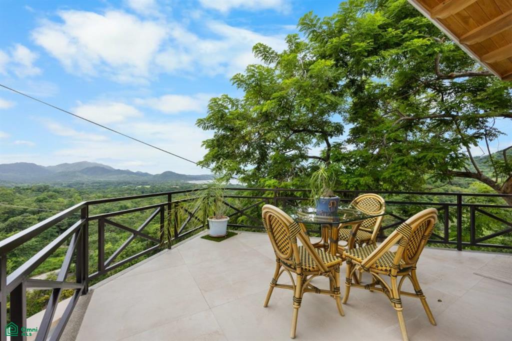 Casa Camari , Playa Potrero, Guanacaste