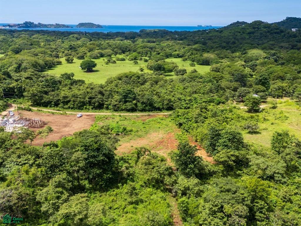 Lot Norte: Flat 5,000 m² Property with Views & Building Permit