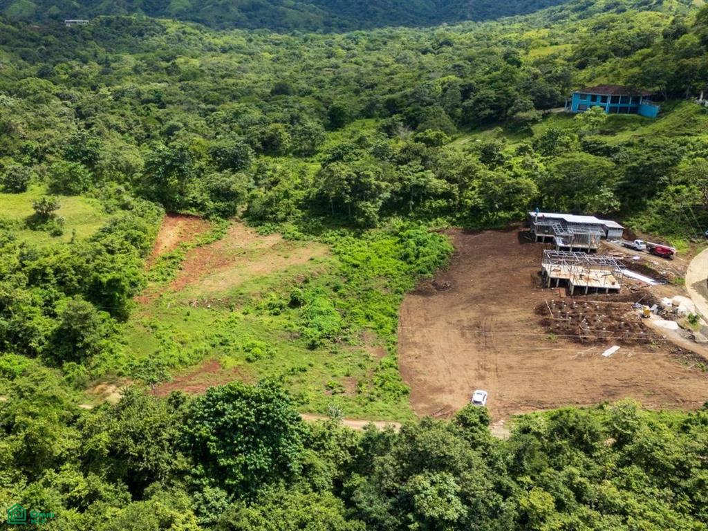 Lot Norte: Flat 5,000 m² Property with Views & Building Permit