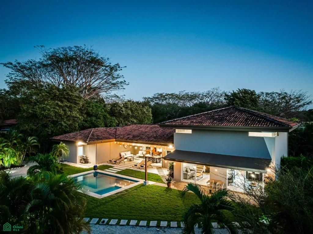 Casa Kenya Las Brisas 60 , Tamarindo, Guanacaste