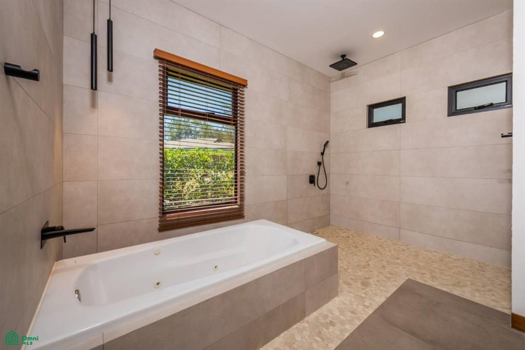 Llama del Bosque 27 , Cabo Velas, Guanacaste