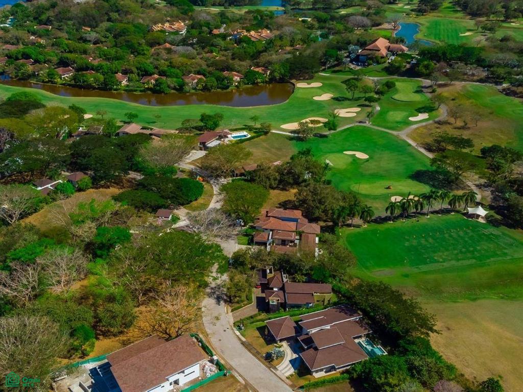Llama del Bosque 27 , Cabo Velas, Guanacaste