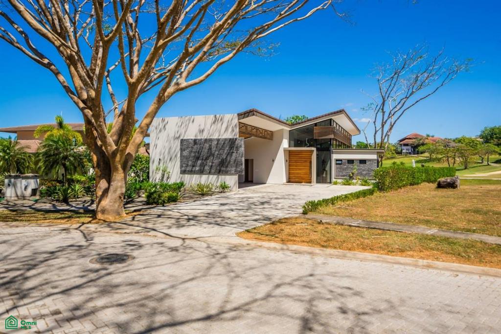 Llama del Bosque 27 , Cabo Velas, Guanacaste