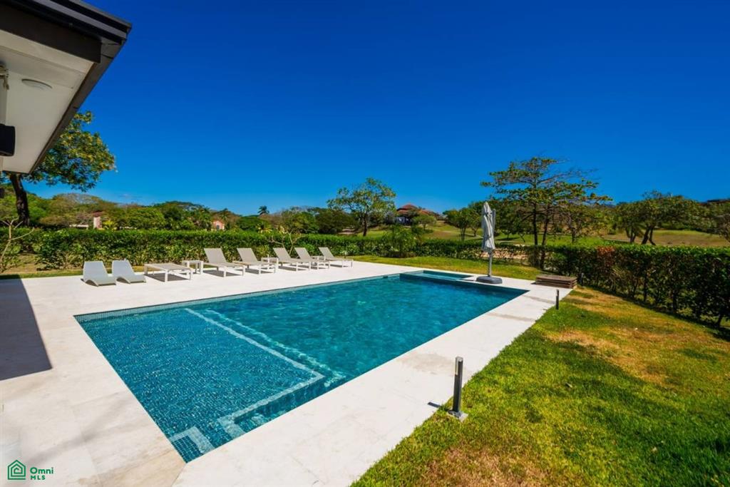 Llama del Bosque 27 , Cabo Velas, Guanacaste