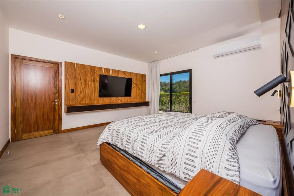 Llama del Bosque 27 , Cabo Velas, Guanacaste