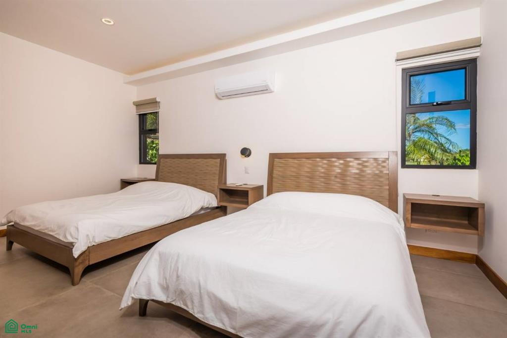Llama del Bosque 27 , Cabo Velas, Guanacaste
