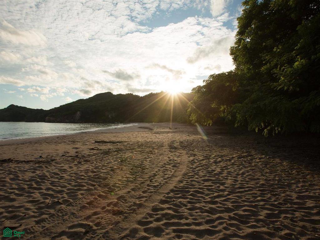 Punta Sabana and Mar Serena , Cabo Velas, Guanacaste