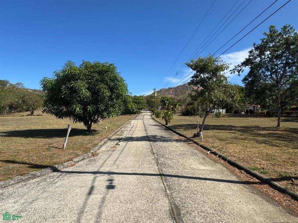 Lot #48 – Tranquil 940 m² Lot Surrounded by Nature in a Growing Coastal Community
