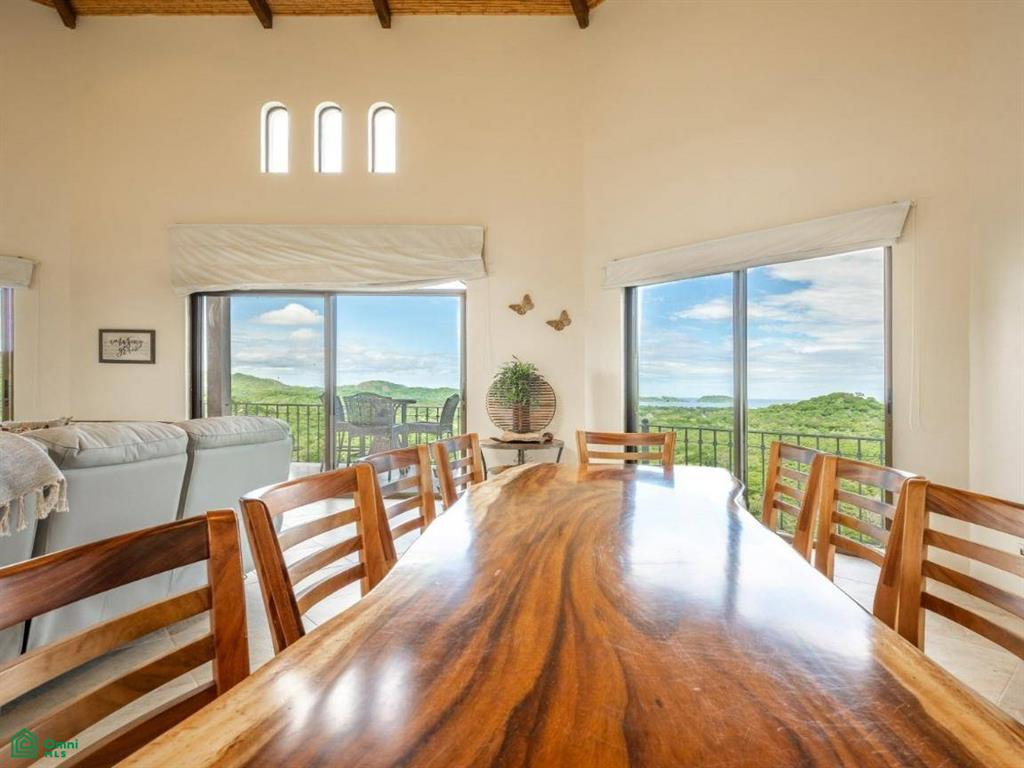 Casa de la Promesa, Vistas de Flamingo , Playa Potrero, Guanacaste