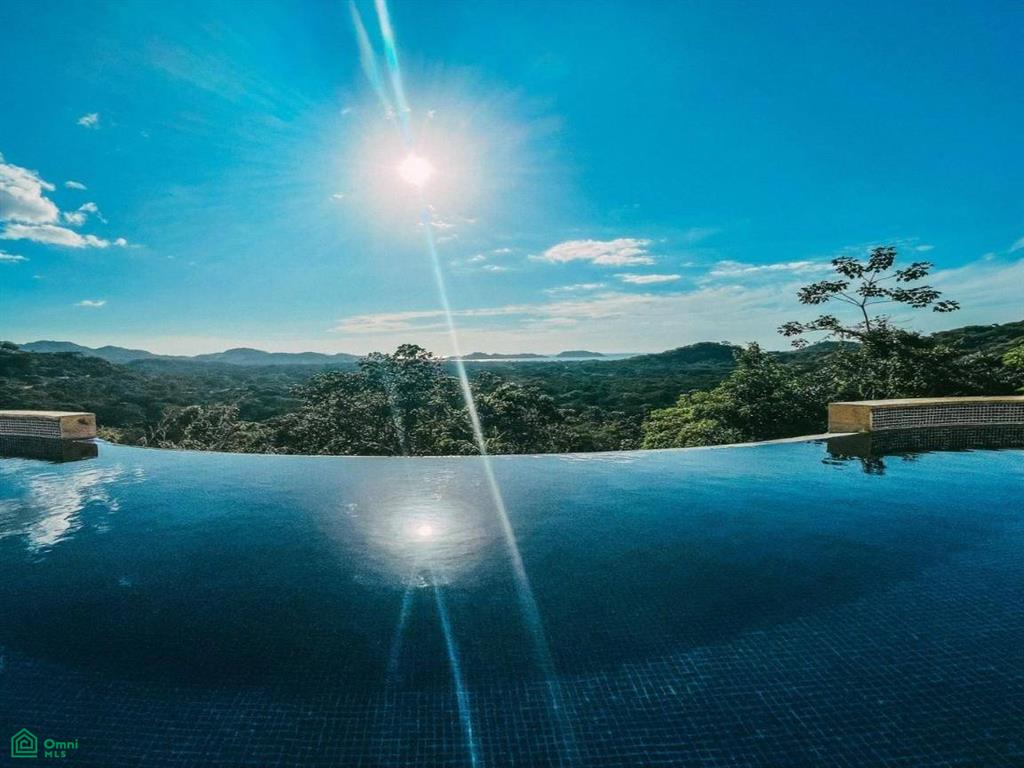 Casa de la Promesa, Vistas de Flamingo , Playa Potrero, Guanacaste