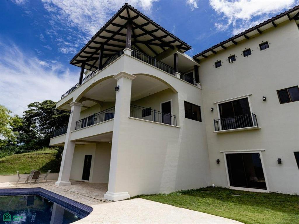 Casa de la Promesa, Vistas de Flamingo , Playa Potrero, Guanacaste