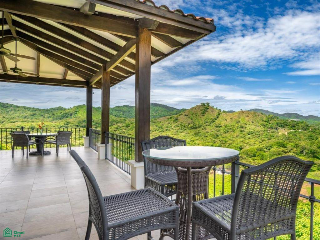 Casa de la Promesa, Vistas de Flamingo , Playa Potrero, Guanacaste