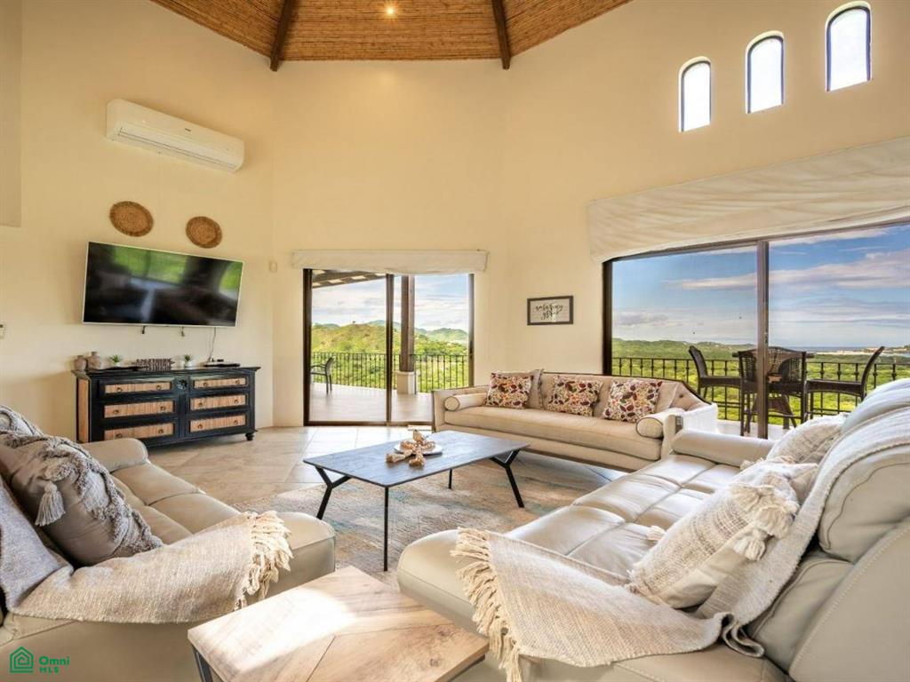 Casa de la Promesa, Vistas de Flamingo , Playa Potrero, Guanacaste