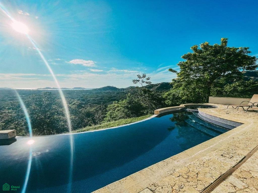 Casa de la Promesa, Vistas de Flamingo , Playa Potrero, Guanacaste