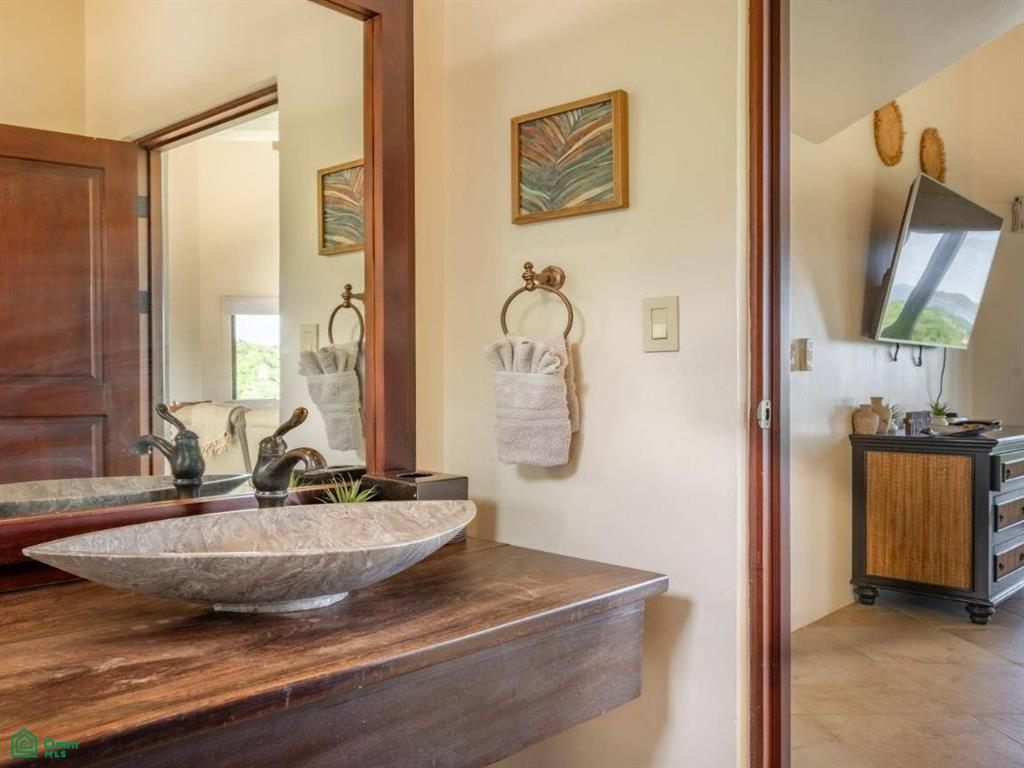 Casa de la Promesa, Vistas de Flamingo , Playa Potrero, Guanacaste