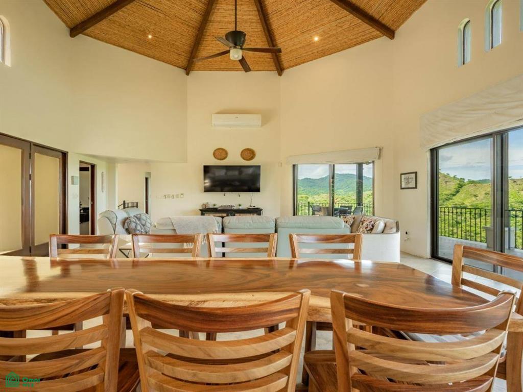 Casa de la Promesa, Vistas de Flamingo , Playa Potrero, Guanacaste