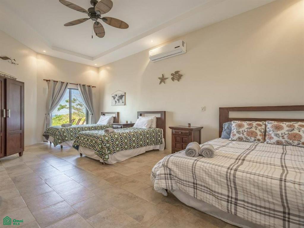 Casa de la Promesa, Vistas de Flamingo , Playa Potrero, Guanacaste