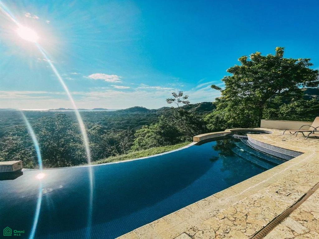 Casa de la Promesa, Vistas de Flamingo , Playa Potrero, Guanacaste