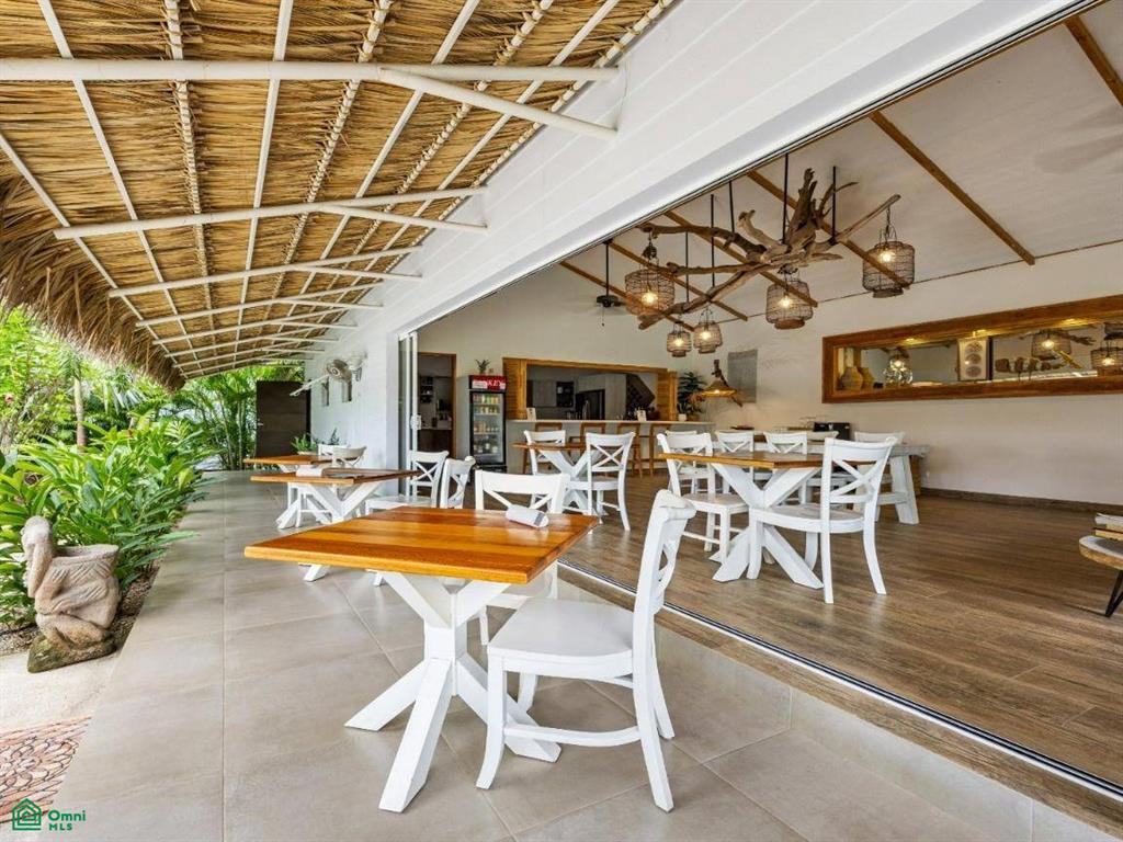 Les Voiles Blanches , Tamarindo, Guanacaste