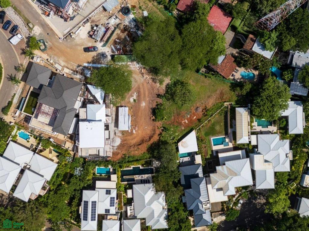 Tamarindo Park Lot #46: Build Your Dream Home Minutes from the Beach