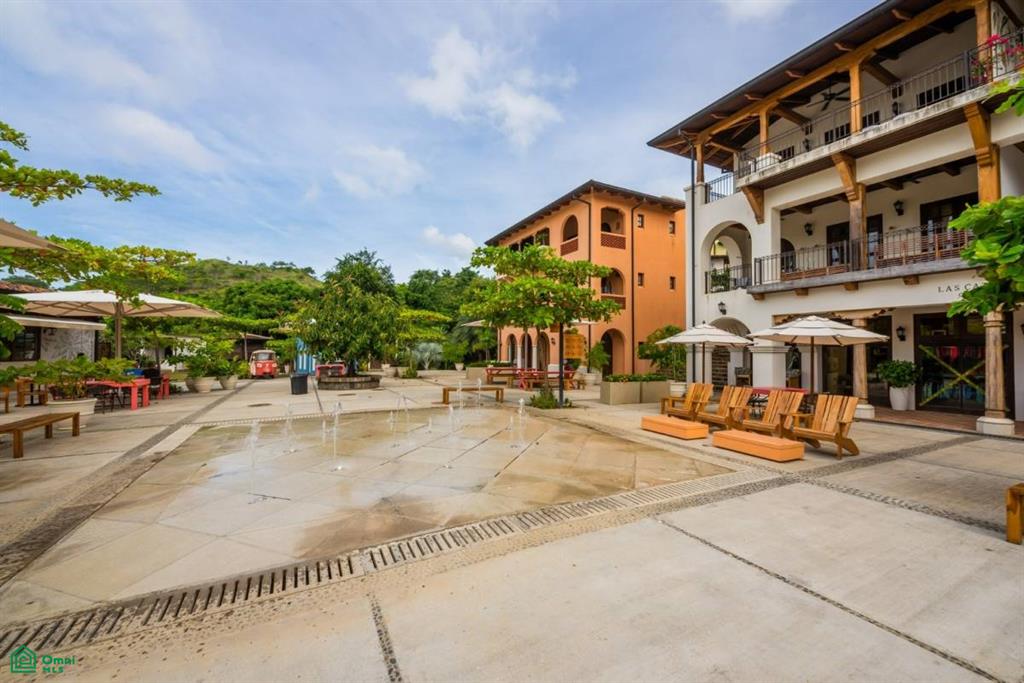 El Prado Lot 25: Prime Homesite in the Heart of Las Catalinas