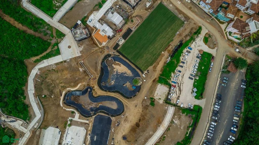 El Prado Lot 25: Prime Homesite in the Heart of Las Catalinas