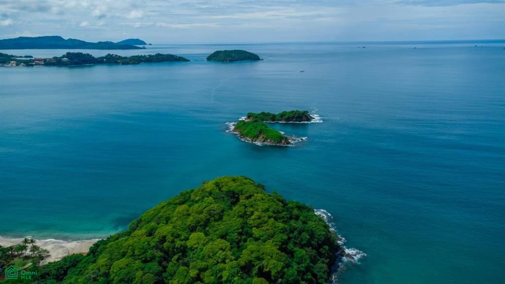 Surfside Lot L16 , Playa Potrero, Guanacaste