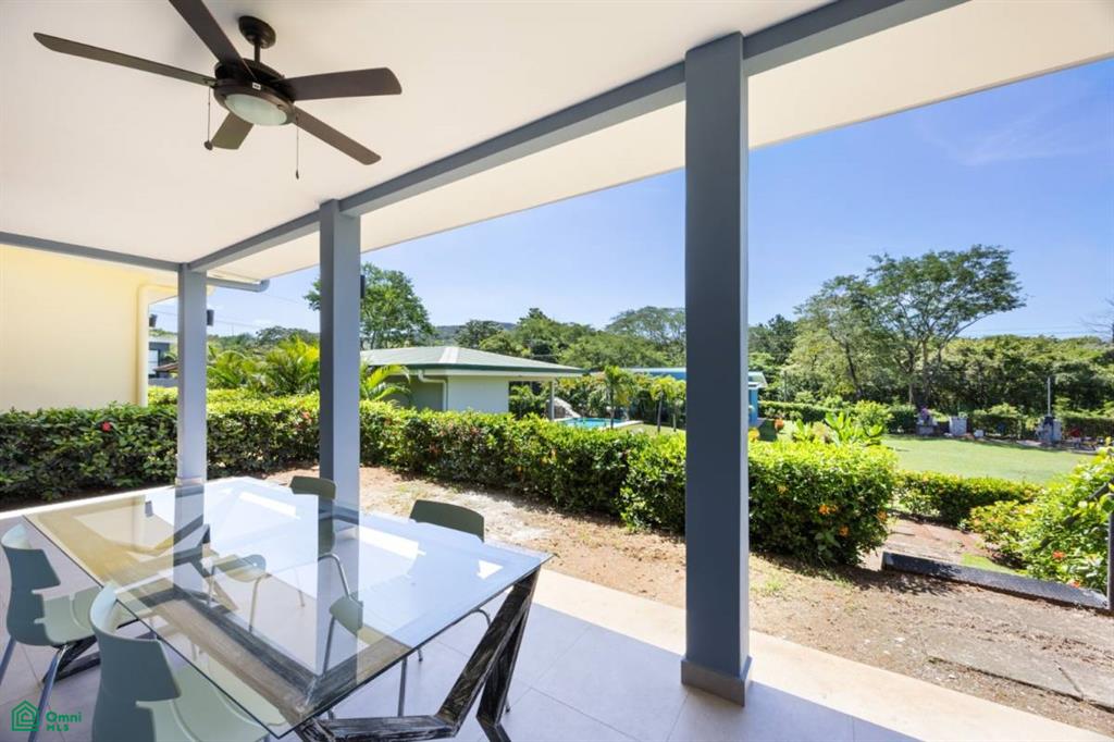 Laurel Condo Unit #19 , Playa Potrero, Guanacaste