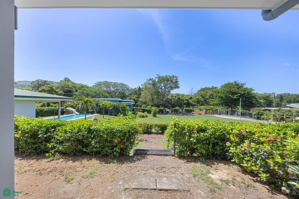 Laurel Condo Unit #19 , Playa Potrero, Guanacaste