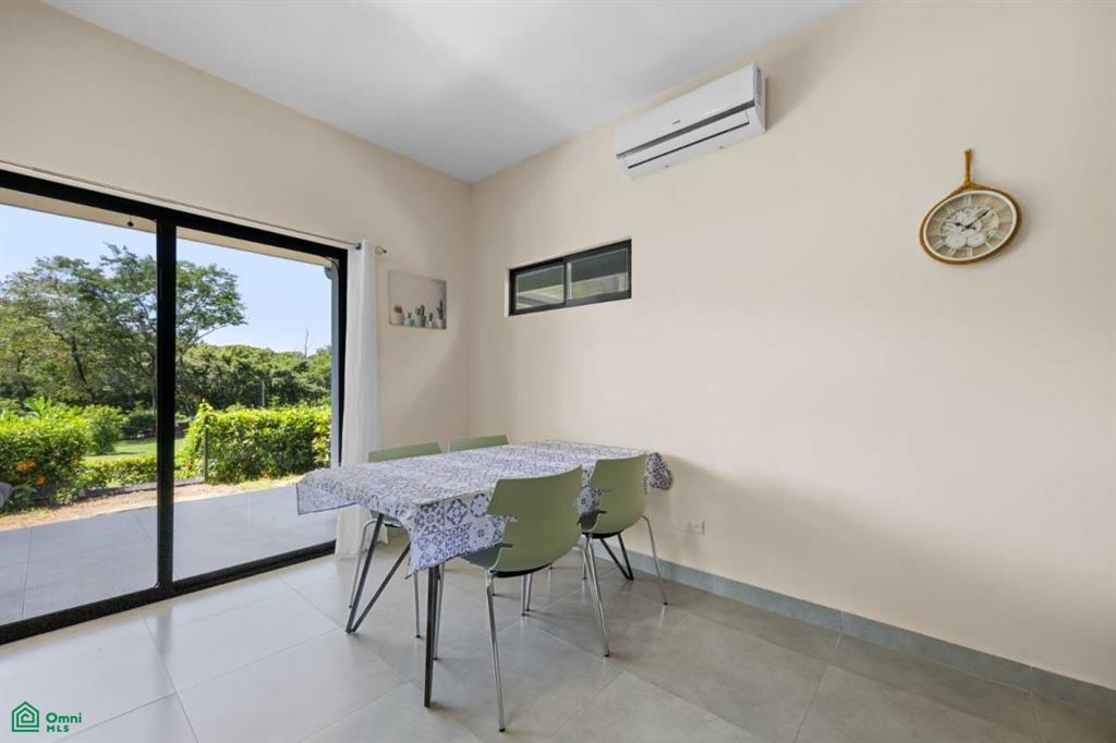 Laurel Condo Unit #19 , Playa Potrero, Guanacaste