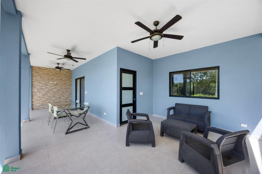 Laurel Condo Unit #19 , Playa Potrero, Guanacaste