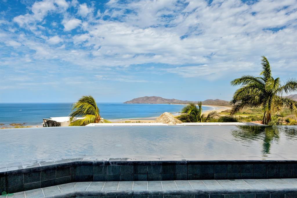 Tamarindo 360 Unit 102