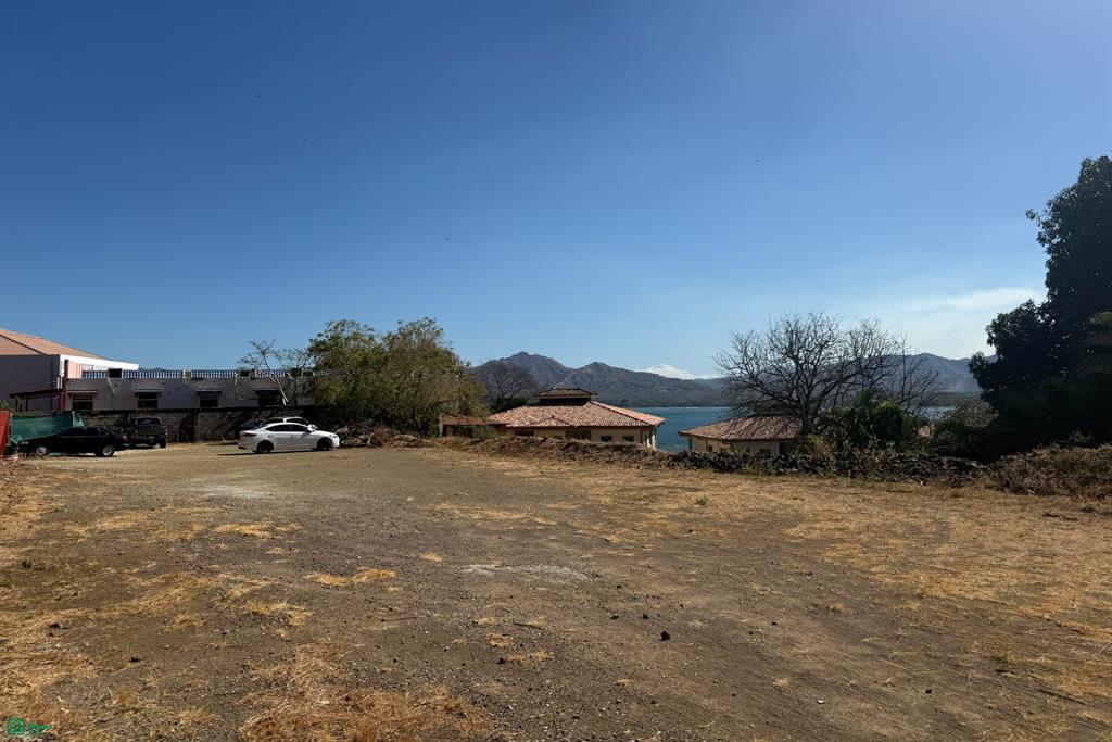 Flamingo Lot beside Dunama Hotel