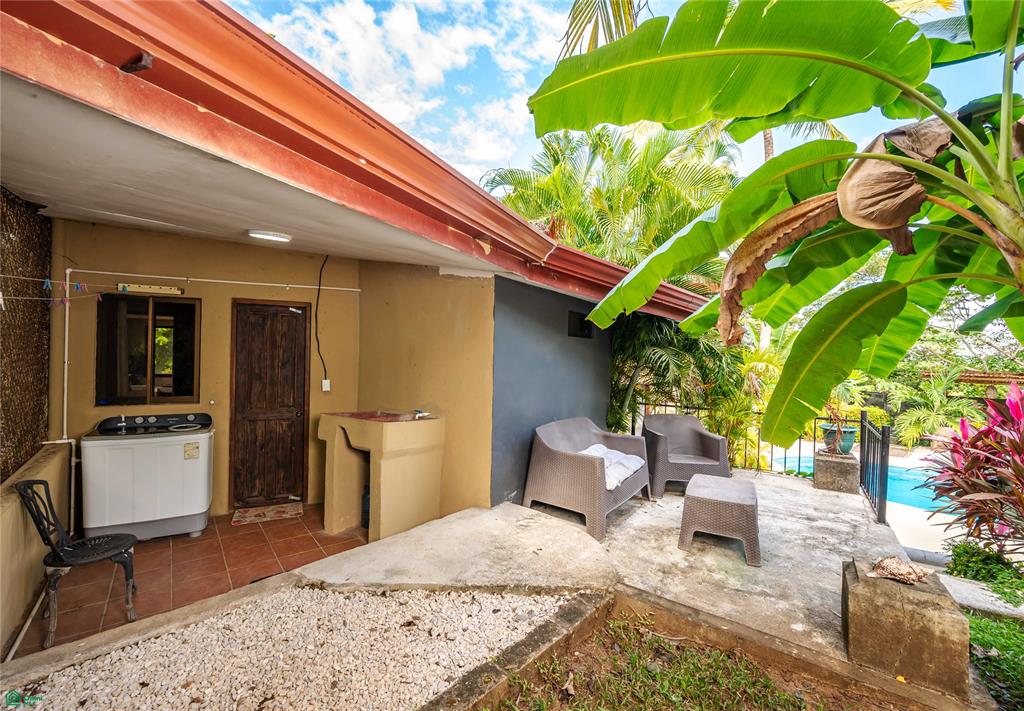Cornett Retreat: High-Performing Multi-Unit Investment Near Playa Grande 