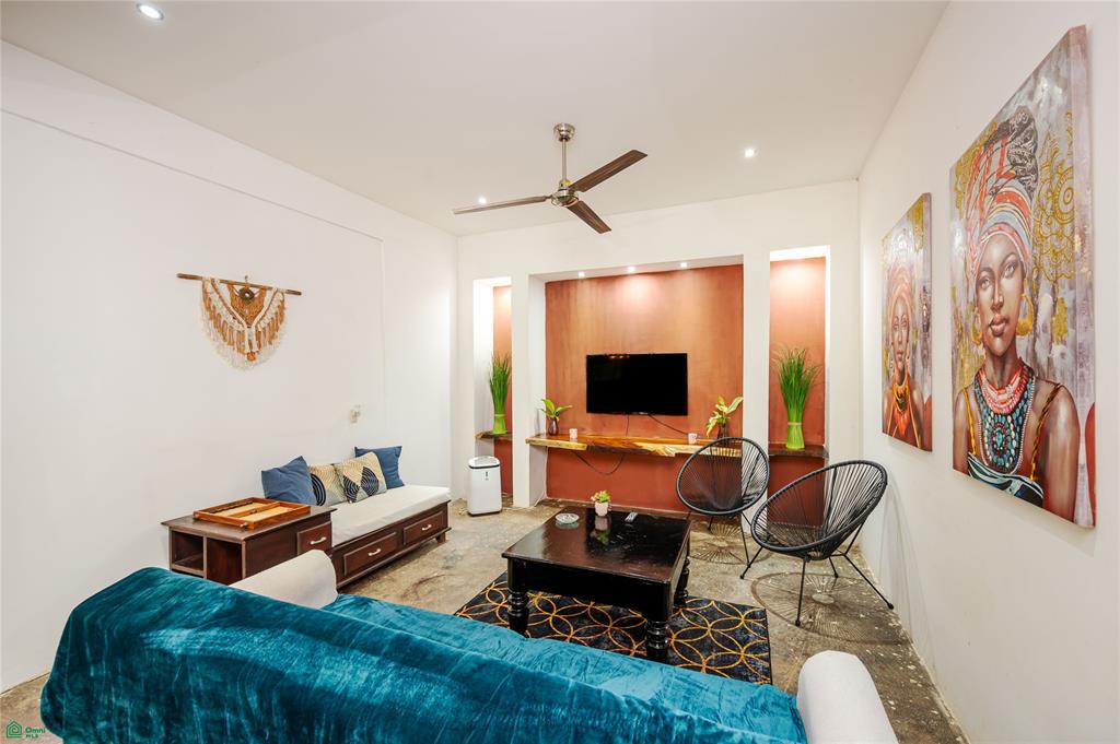 Cornett Retreat: High-Performing Multi-Unit Investment Near Playa Grande 